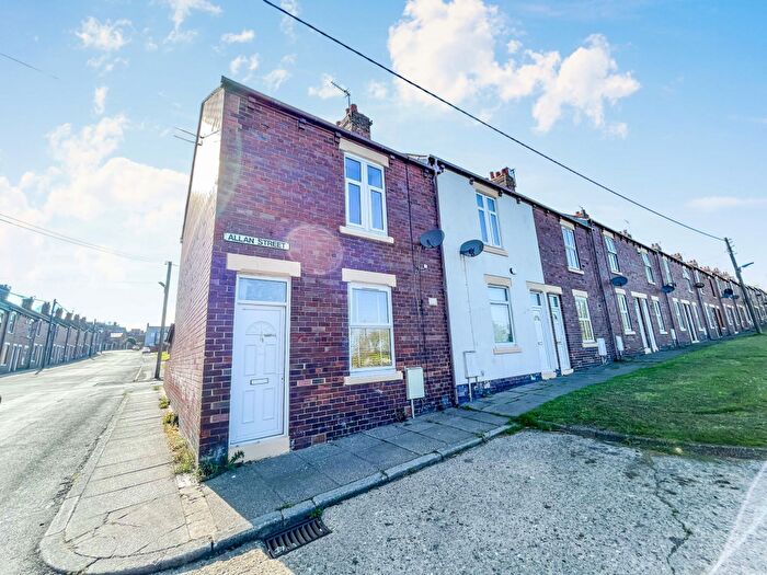 2 Bedroom Terraced House For Sale In Allan Street, Peterlee, Durham, SR8