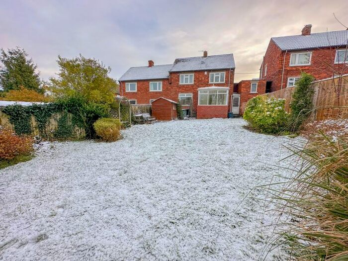 Houses for sale & to rent in NE21 6AY, Hood Square, Winlaton And High