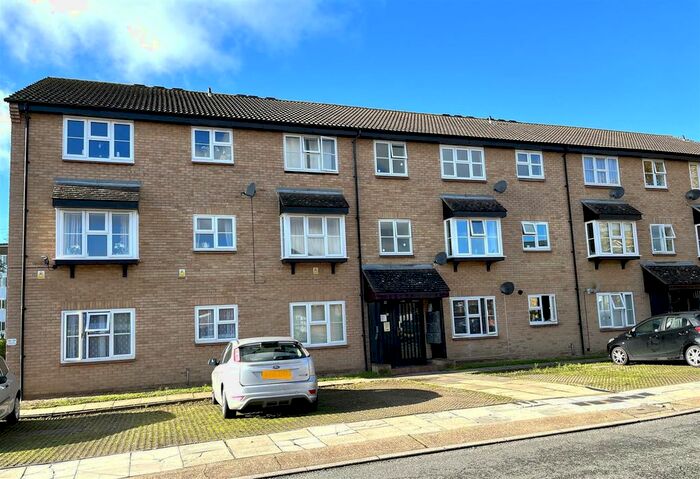 1 Bedroom Flat To Rent In Parish Gate Drive, Sidcup, DA15