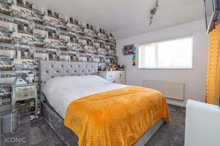 3 Bedroom Terraced House For Sale In Woodforde Road, Norwich, NR7