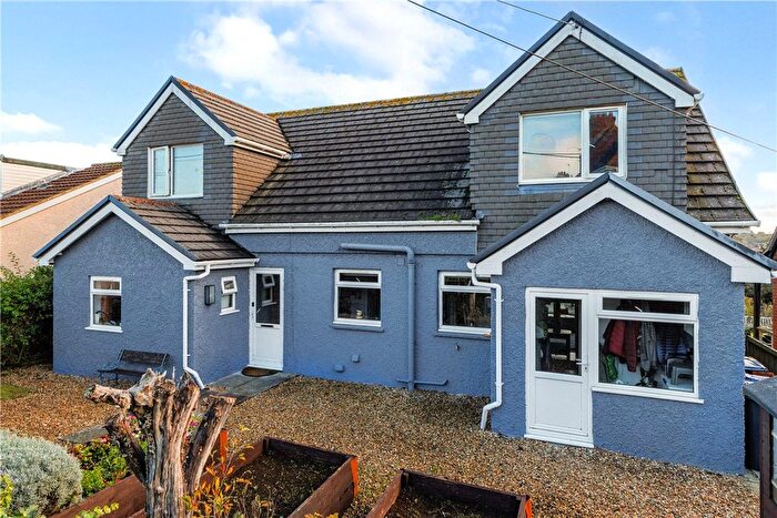 4 Bedroom Detached House For Sale In Pipers Piece, Herd Street, Marlborough, Wiltshire, SN8