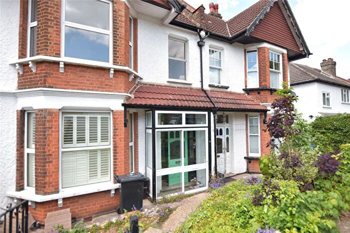2 Bedroom Flat To Rent In Beaumont Road, Purley, Surrey, CR8