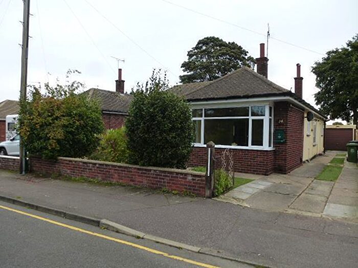 2 Bedroom Bungalow To Rent In Spencer Avenue, Gorleston, Great Yarmouth, NR31
