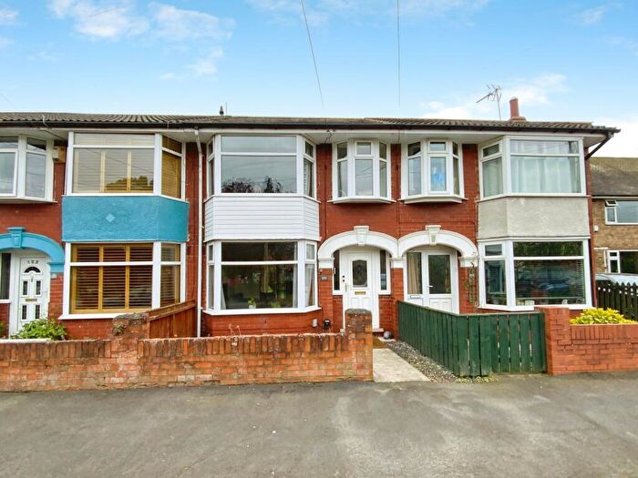 3 Bedroom Terraced House For Sale In Barrington Avenue, Hull, HU5