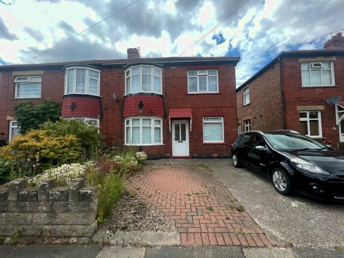 Houses for sale & to rent in NE28 0ES, Matfen Gardens, Howdon Wallsend