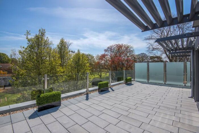 3 Bedroom Penthouse To Rent In Woodstock Road, Oxford, OX2