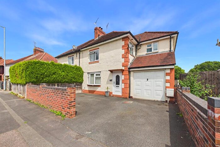4 Bedroom Semi-Detached House For Sale In Park Avenue, Uttoxeter, Staffordshire, ST14