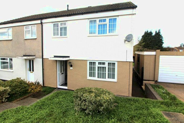 3 Bedroom Property To Rent In Monksbury, Harlow, CM18