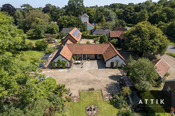 5 Bedroom Barn Conversion For Sale In Flixton Road, Bungay, NR35