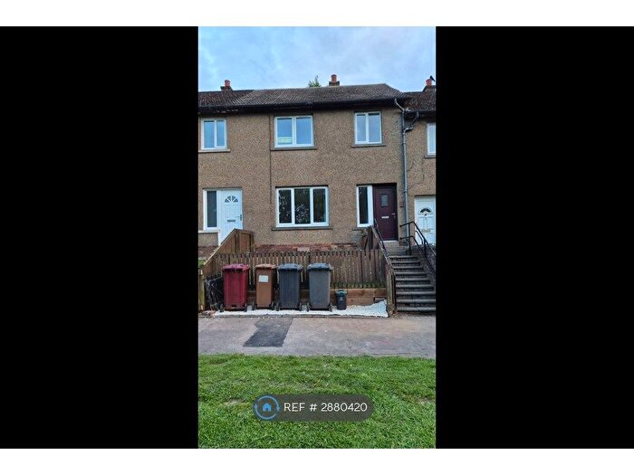 3 Bedroom Terraced House To Rent In Fountainbleu Drive, Dundee, DD4