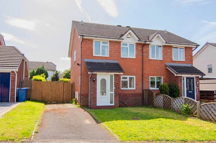 3 Bedroom Semi-Detached House To Rent In Coltman Close, Boley Park, Lichfield, WS14