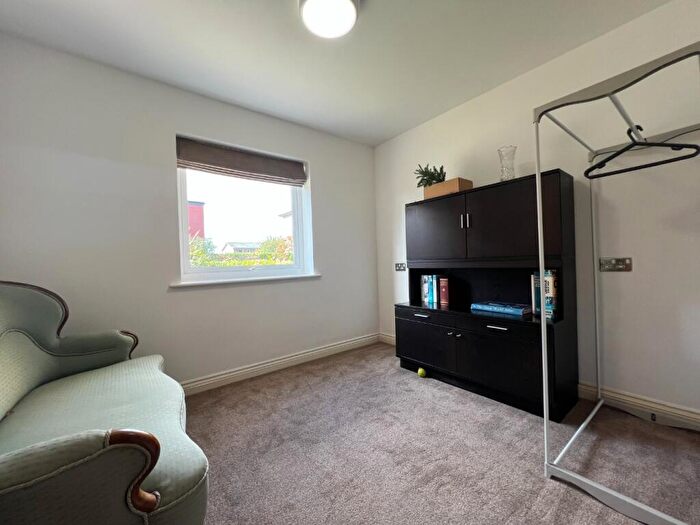 2 Bedroom Flat To Rent In Harrison View, FY8