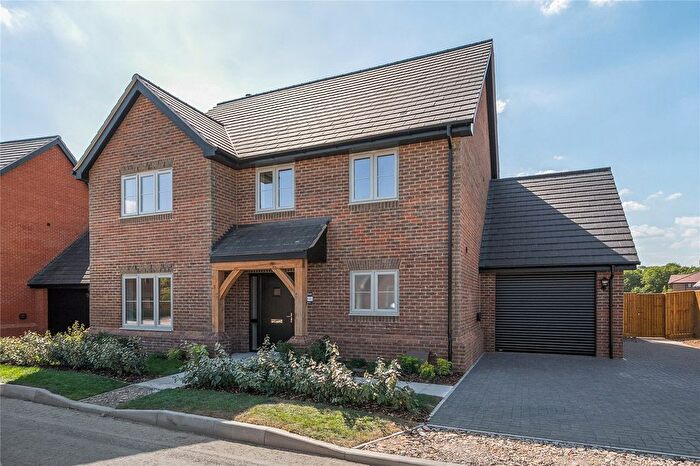 4 Bedroom Detached House For Sale In Tower House Farm, Mortimer, Reading, RG7