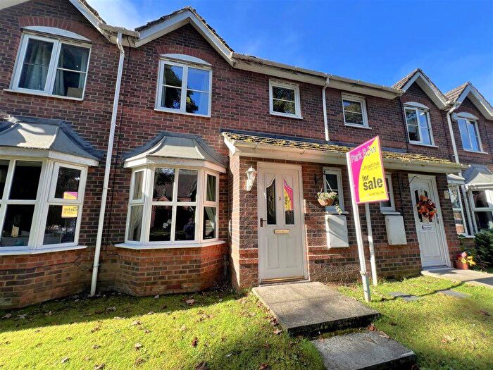 3 Bedroom Terraced House To Rent In St Margarets Terrace, Swinefleet, DN14