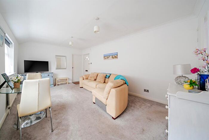 1 Bedroom Maisonette For Sale In Ray Park Road, Maidenhead, SL6