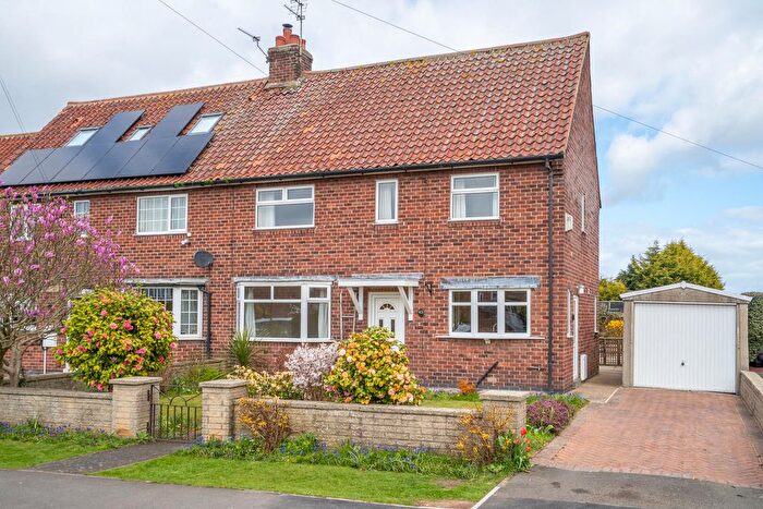 3 Bedroom Semi Detached House For Sale In Fordlands Road, Fulford, York, YO19