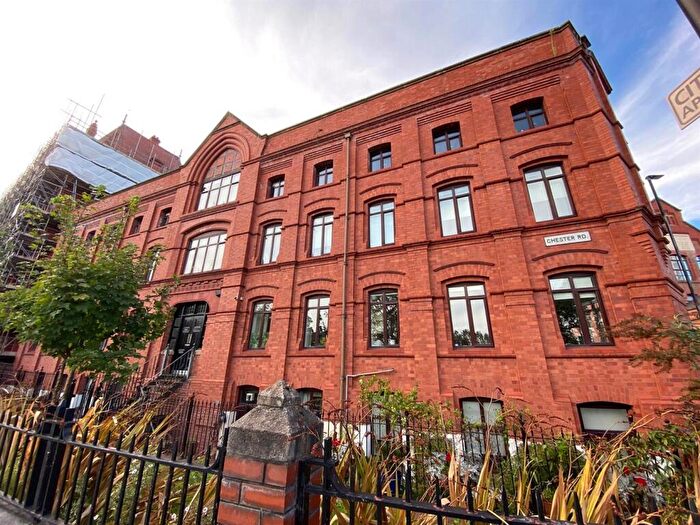 2 Bedroom Apartment To Rent In Chester Road, Manchester, M16