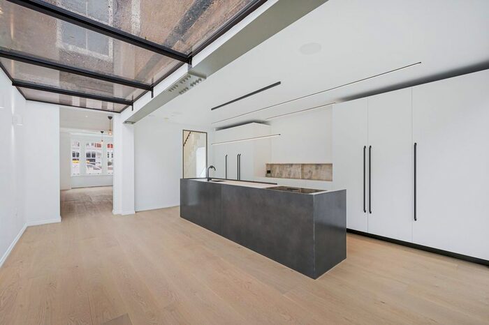 4 Bedroom Terraced House To Rent In Parsons Green Lane, London, SW6