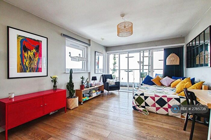 1 Bedroom Flat To Rent In Commercial Street, London, E1