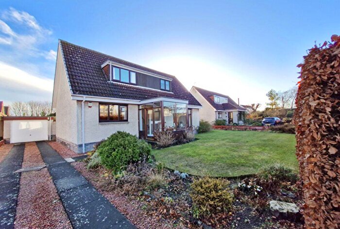 4 Bedroom Detached House For Sale In Glassel Park Road, Longniddry, EH32
