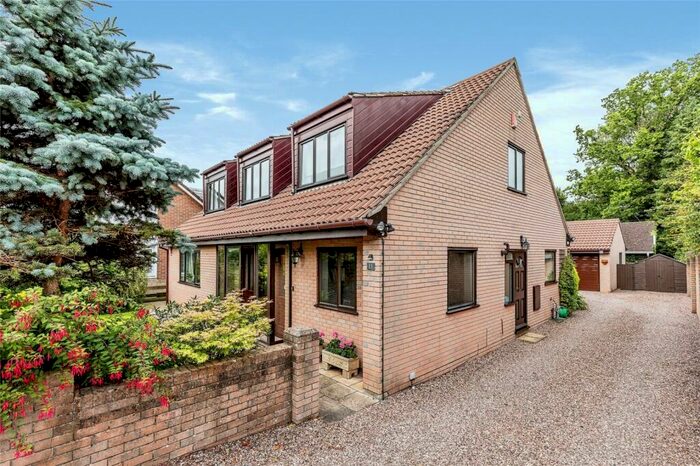 3 Bedroom Detached House For Sale In Belmont Drive, Failand, Bristol, BS8