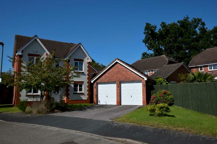 4 Bedroom Detached House To Rent In Aspen Close, Sutton Coldfield, B76