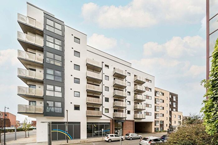 2 Bedroom Flat For Sale In Stanley Road, Wimbledon, SW19