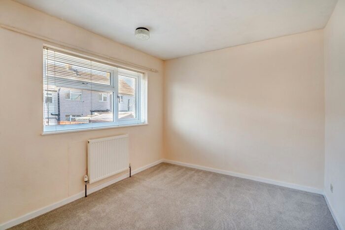 3 Bedroom End Of Terrace House For Sale In Thornwell Road, Chepstow, Monmouthshire, NP16