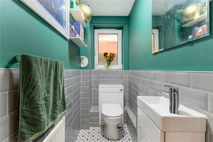 4 Bedroom Detached House For Sale In Redpath Drive, Cambuslang, Glasgow, South Lanarkshire, G72