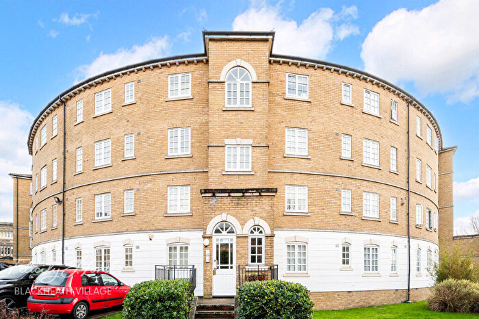 2 Bedroom Apartment For Sale In Gilbert Close, London, SE18