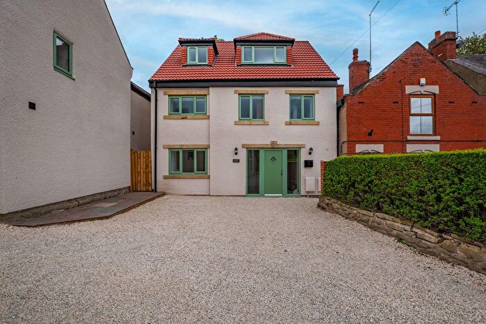 4 Bedroom Detached House For Sale In High Street, Braithwell, Rotherham, S66