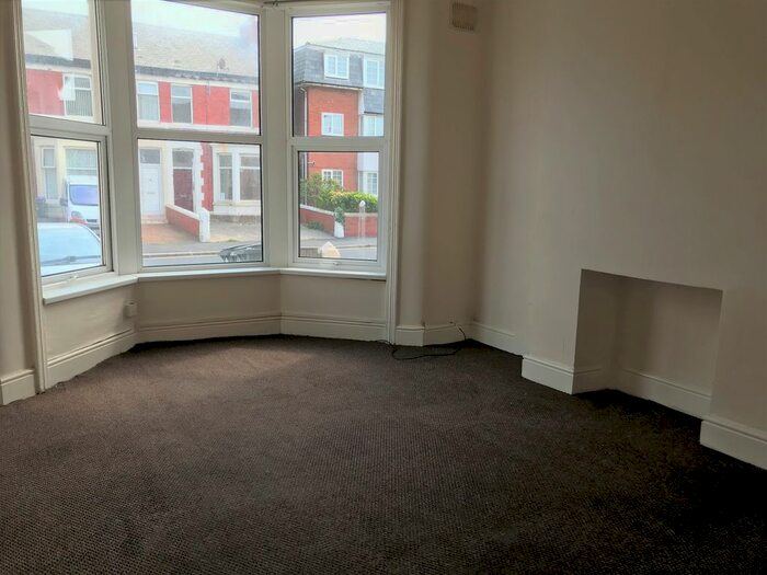 2 Bedroom Flat To Rent In Egerton Road, Blackpool, FY1