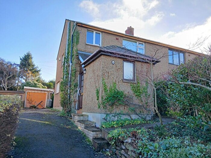 3 Bedroom Semi-Detached House For Sale In Bangor, Gwynedd, LL57