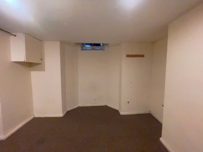 3 Bedroom Terraced House To Rent In Perry Street, Abington, Northampton, NN1