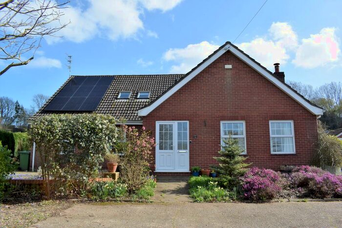 5 Bedroom Detached House For Sale In Brigg Road, Caistor, LN7