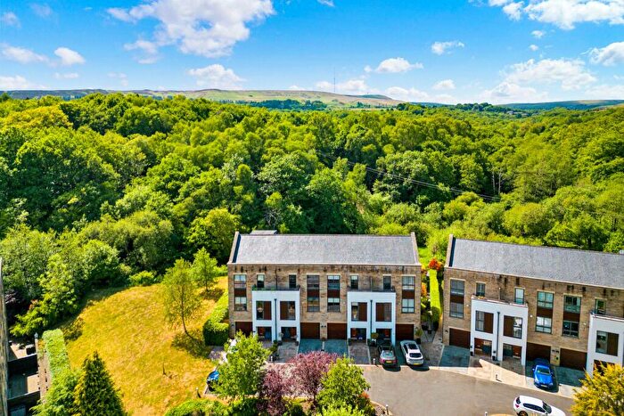 3 Bedroom Town House For Sale In Deakins Mill Way, Egerton, Bolton, BL7