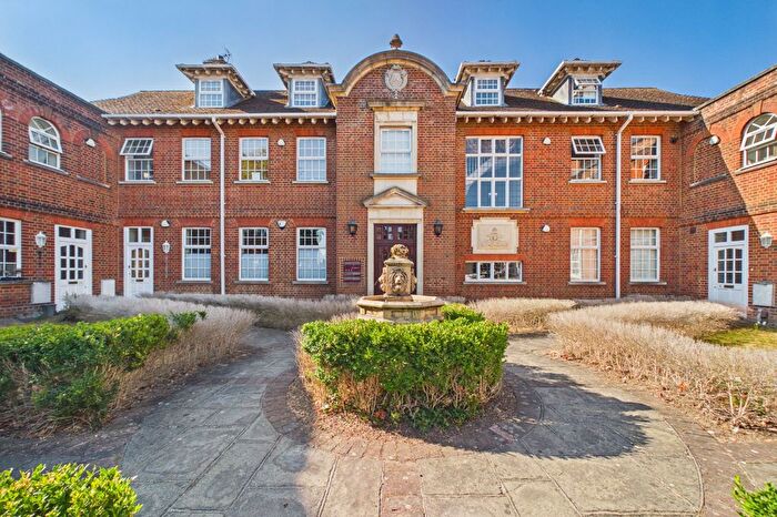 2 Bedroom Maisonette To Rent In Artillery Mews, Tilehurst Road, Reading, Berkshire, RG30