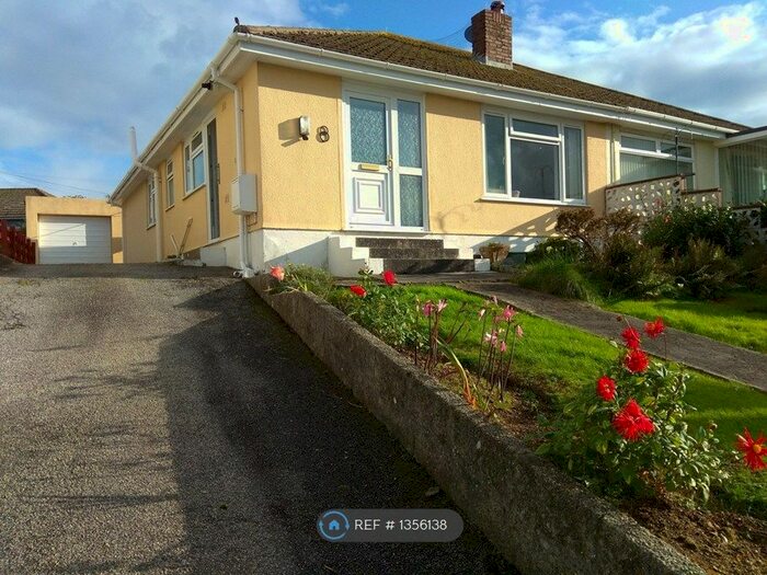 3 Bedroom Bungalow To Rent In Penvale Crescent, Penryn, TR10