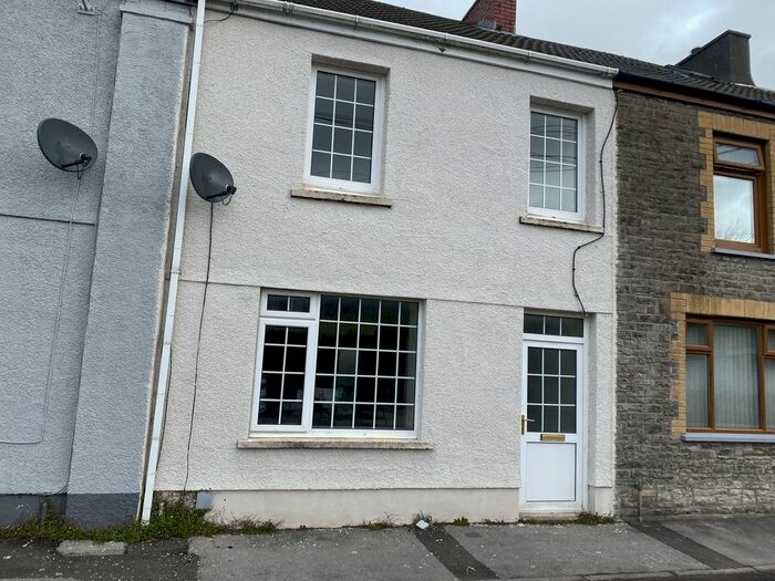 3 Bedroom Property To Rent In Abergwernffrwd Row, Tonmawr, Port Talbot, SA12