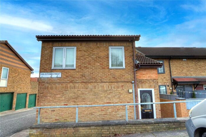 2 Bedroom Flat To Rent In Houston Street, Newcastle Upon Tyne, Tyne And Wear, NE4