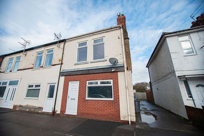 2 Bedroom Semi-Detached House To Rent In Hedon Road, Hull, HU9