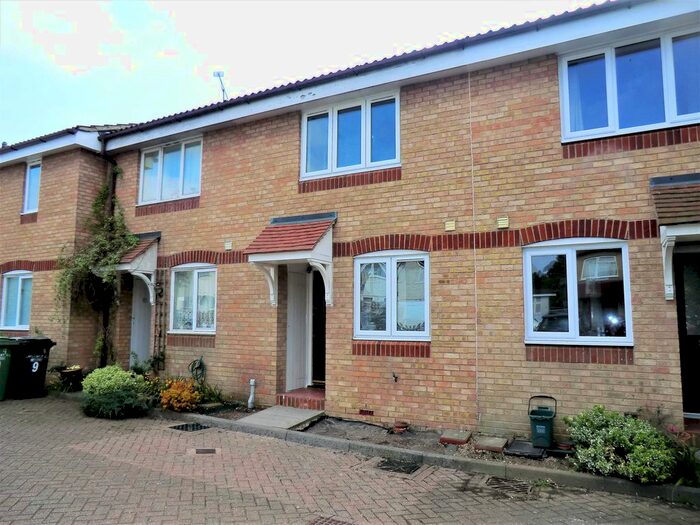 2 Bedroom Terraced House To Rent In Carlbury Close, St Albans, AL1