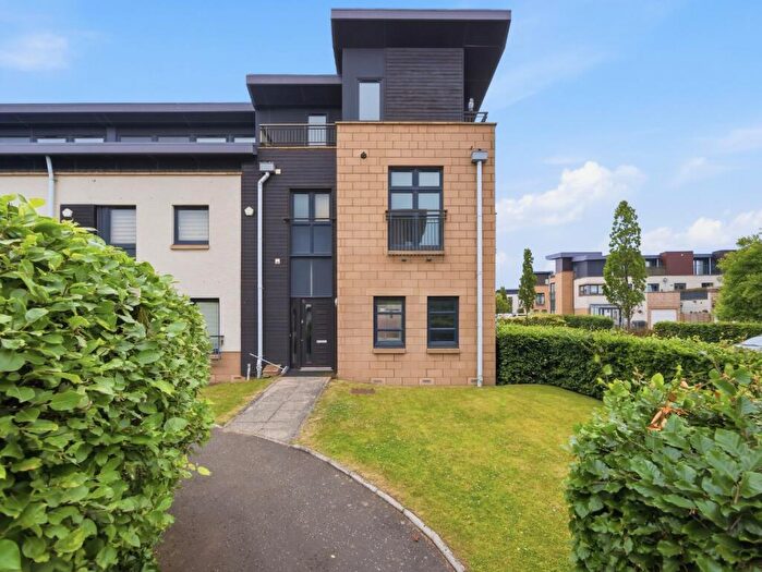 4 Bedroom House To Rent In East Pilton Farm Wynd, Edinburgh, EH5