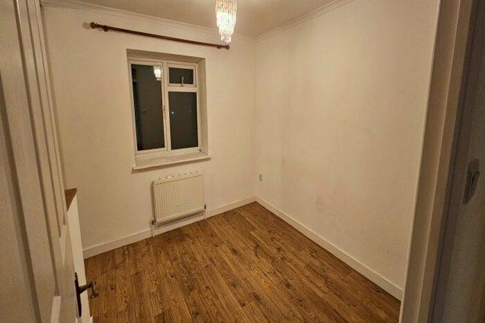 2 Bedroom Terraced House To Rent In Herald Walk, Dartford, DA1
