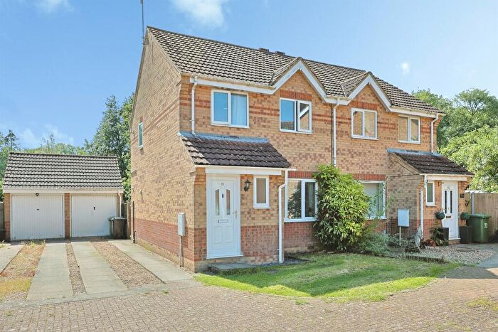 3 Bedroom Semi Detached House For Sale In Hawthorn Drive, Scarning, Dereham, NR19
