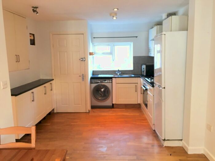 2 Bedroom Flat To Rent In Grove Hill Road, London, HA1