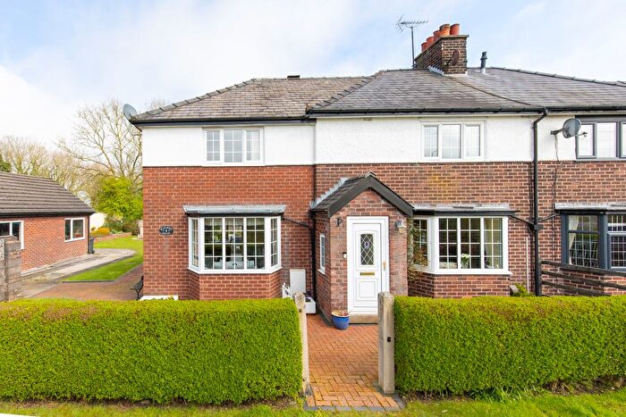 4 Bedroom Semi Detached House For Sale In Blackhurst Cottages, Penwortham, PR1