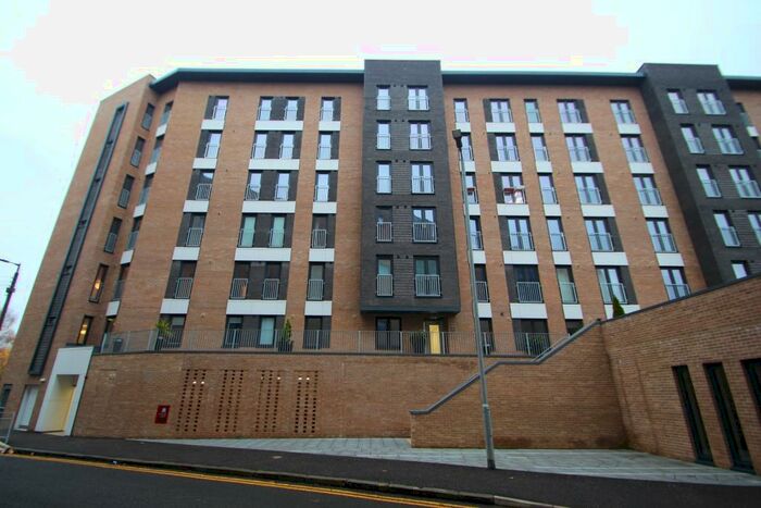 2 Bedroom Flat To Rent In Upper Bell Street, Merchant City, G4