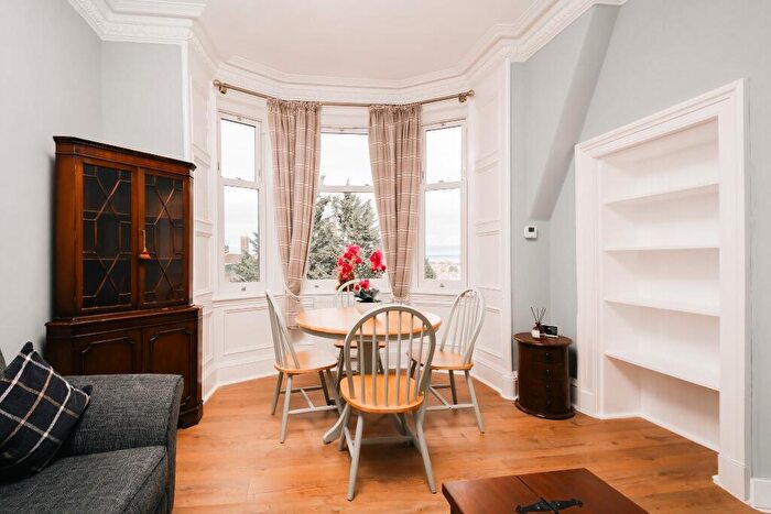 2 Bedroom Flat To Rent In Wolseley Place, Edinburgh, EH8
