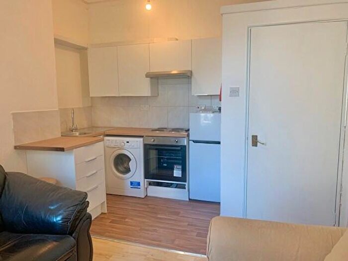 2 Bedroom Apartment To Rent In Glynrhondda Street, Cardiff(City), CF24